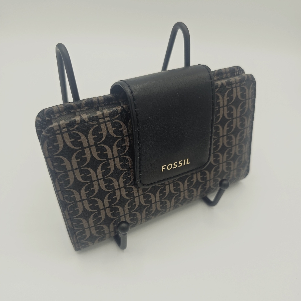 Nwot Fossil F Monogram Snap Wallet Black, Tan, An… - image 1